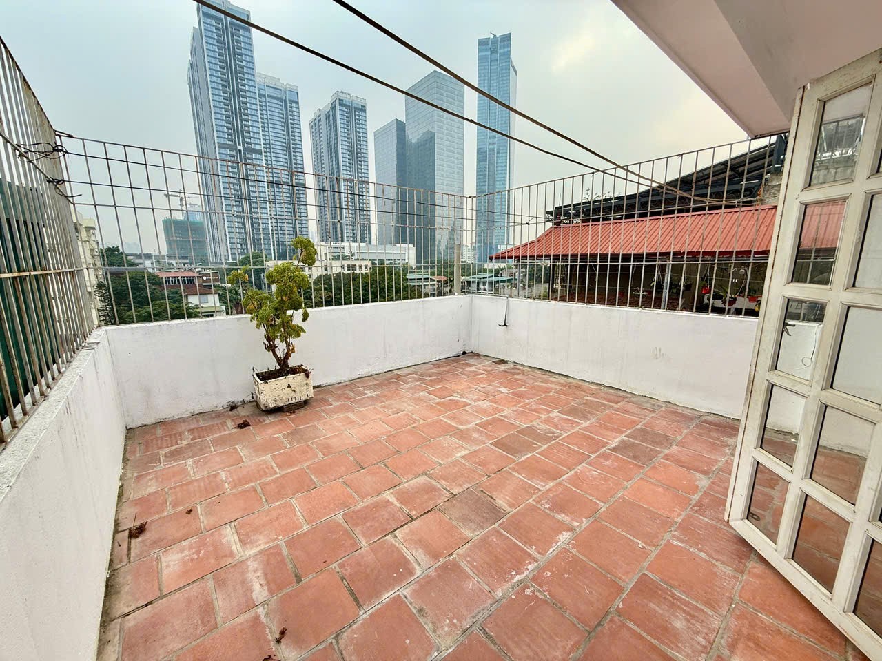 SIÊU HIẾM ! BÁN NHÀ LIỄU GIAI 34 M 5 TẦNG THANG MÁY MẶT TIỀN 4.6M Ô TÔ TRÁNH KHU VIP GIÁ 25.5 TỶ 5