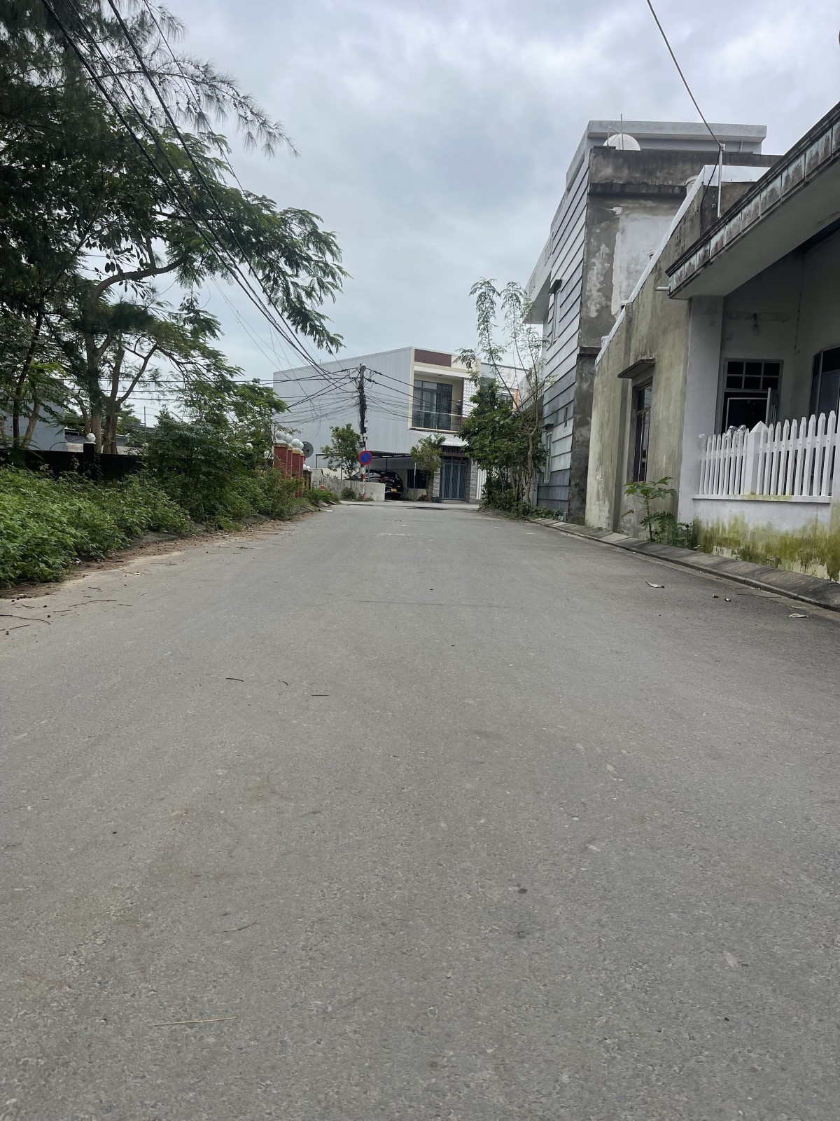 BÁN ĐẤT KIỆT Ô TÔ HÒA QUÝ – GIÁ TỐT 3