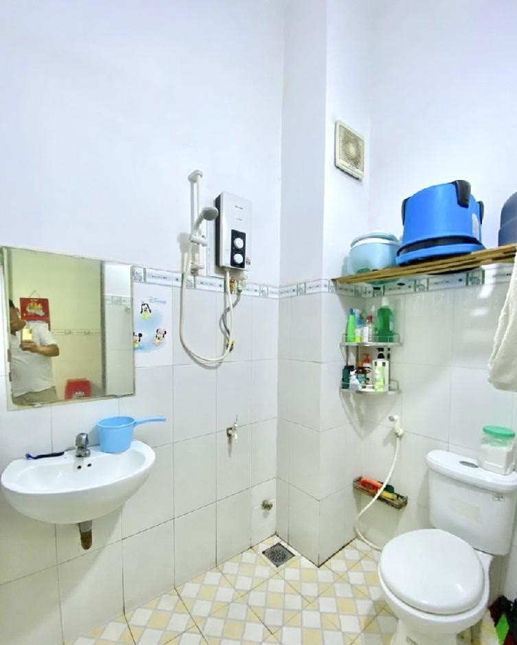 2 tầng 61m2 có 4 tỏi x Bùi Quang Là Phường 12 Gò Vấp TP. Hồ Chí Minh. 5