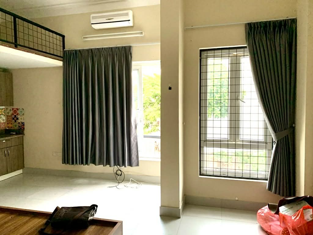 bán nhà mặt phố Ngọc Lâm, 70m x 5tầng, khu vực sầm uất, kinh doanh ngày đêm 5