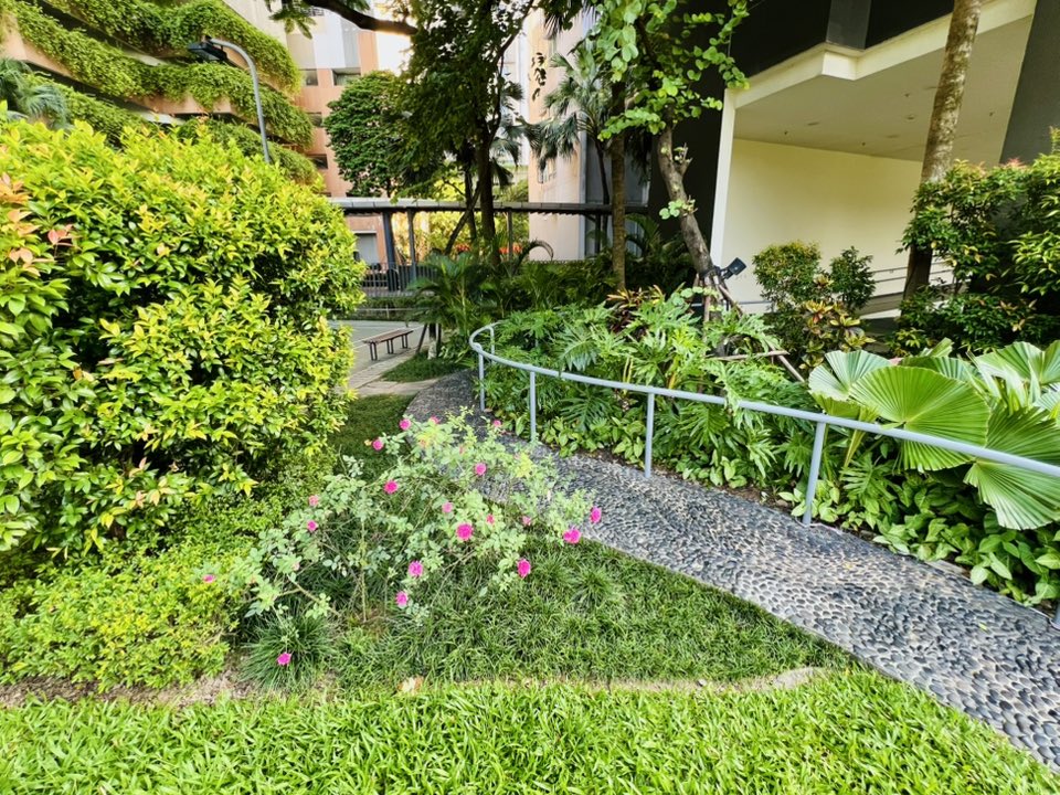 Cần bán căn 3 ngủ MULBERRY LANE - nhà đẹp ban công đông nam 2