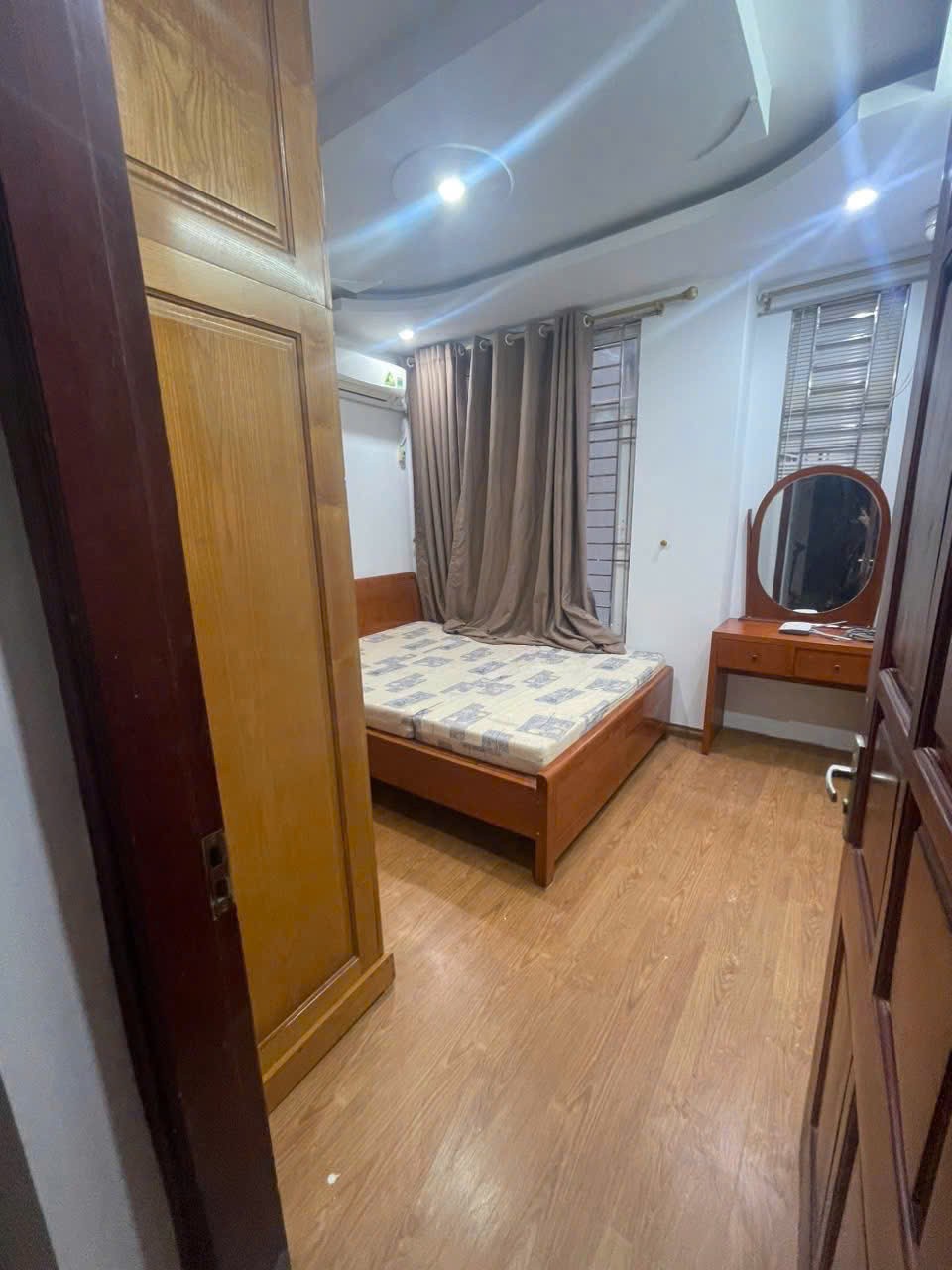 Cho thuê nhà riêng Mỹ Đình, Nam Từ Liêm MỚI ĐẸP 42M X 5T giá 15 triệu Ở NHÓM 2