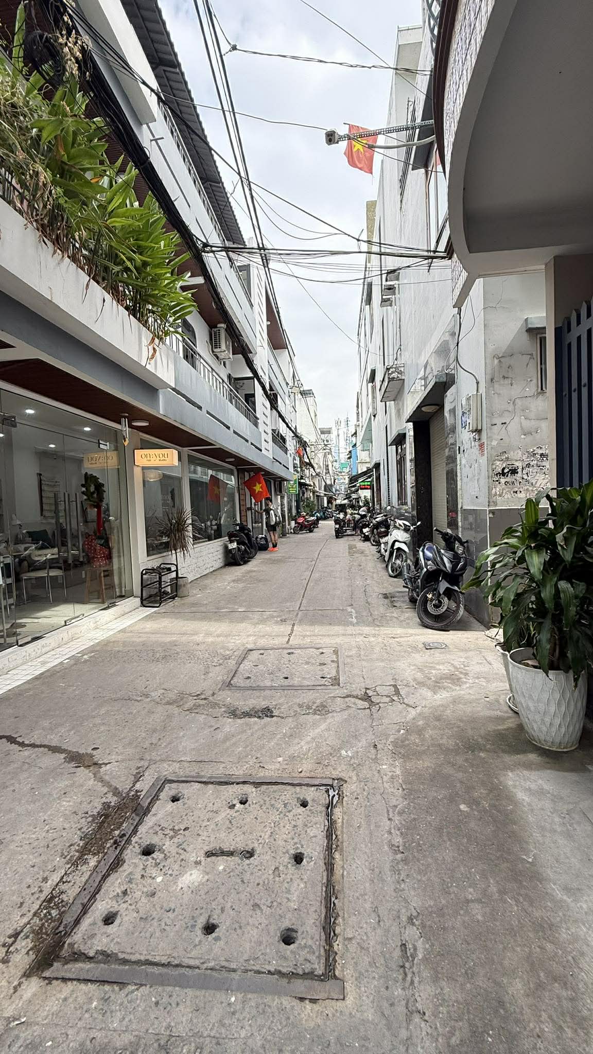 NHÀ 3 TẦNG 6PN FULL NT - LÊ VĂN DUYỆT - 71m2 NGANG 18m - HXH 6m - 13 TỶ 11