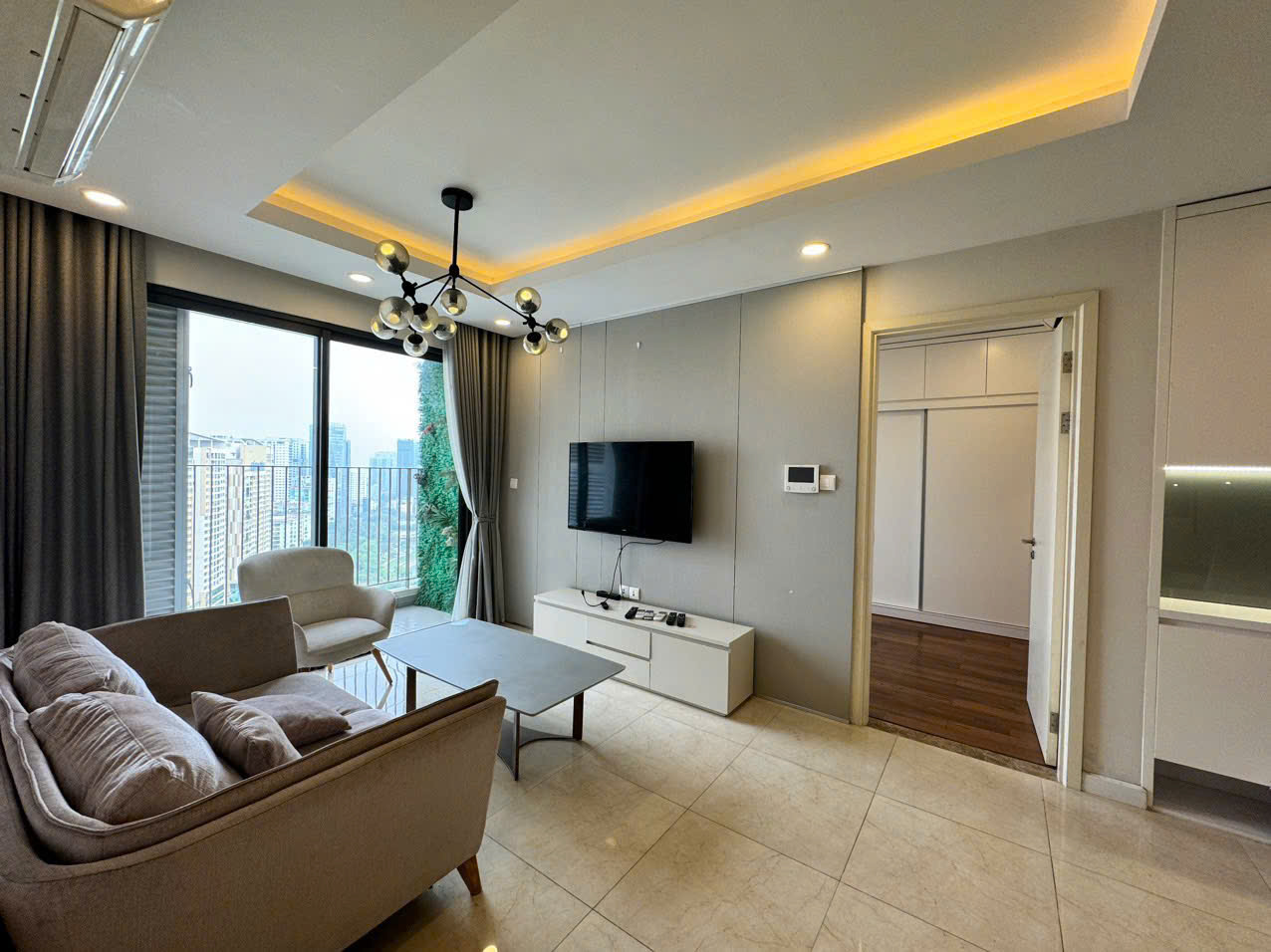 Bán căn 2 ngủ view hồ điều hòa và trường Amsterdam - SẴN SLOT OTO 3