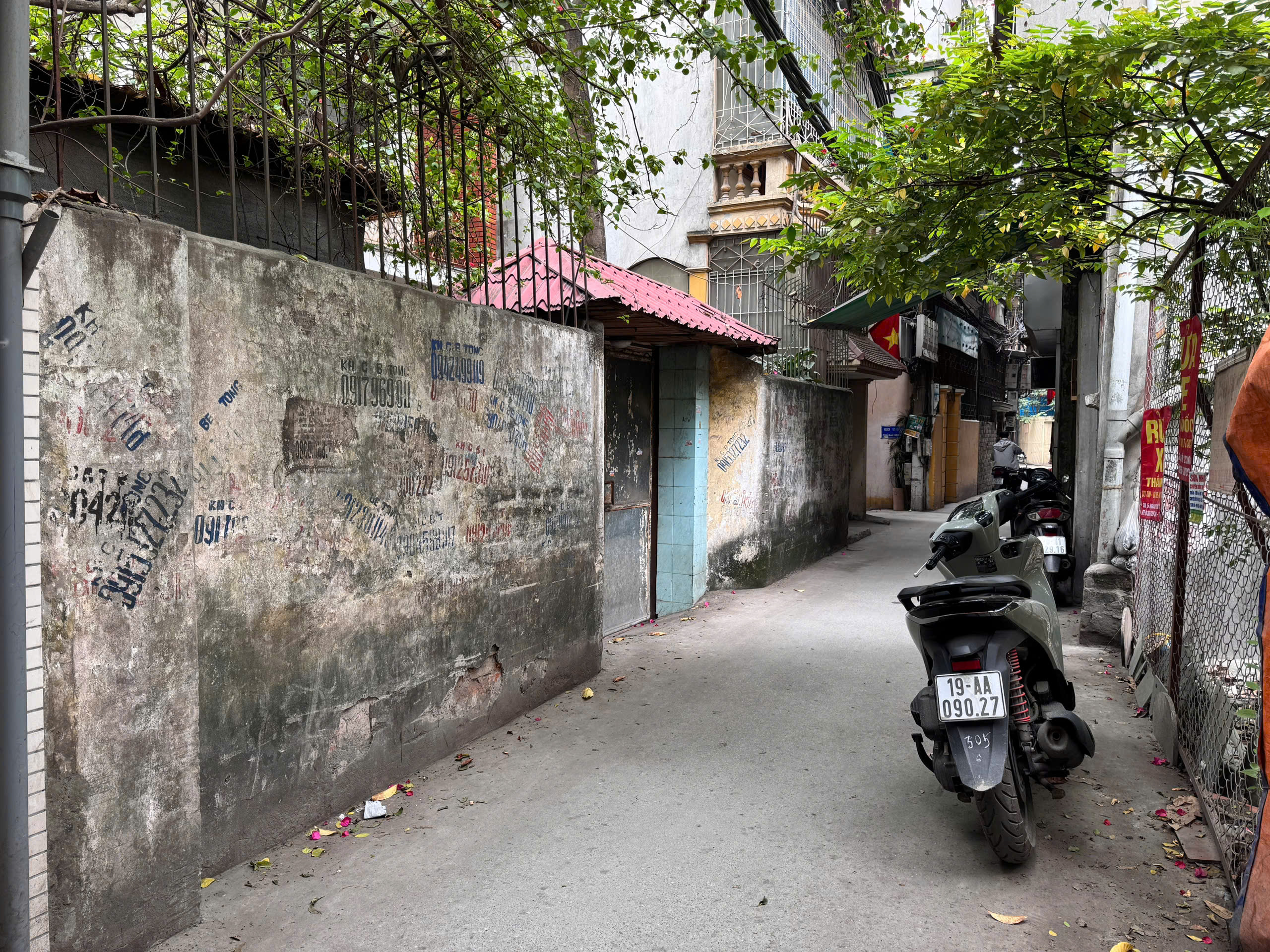 Quận Hai Bà Trưng gia đình có nhà cần bán gấp 0915364813 6