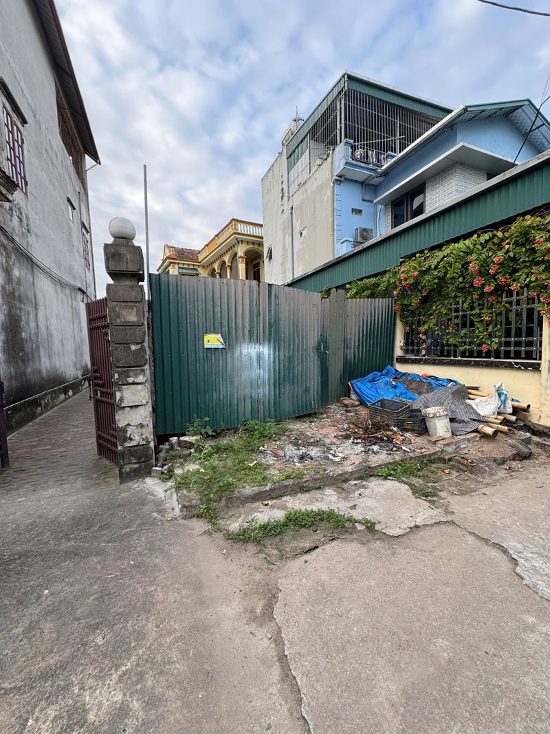 Cần bán lô giả góc 62,9m2 đất xóm 4 Đông Dư, Bát Tràng. Đường ô tô 7 chỗ vào đất