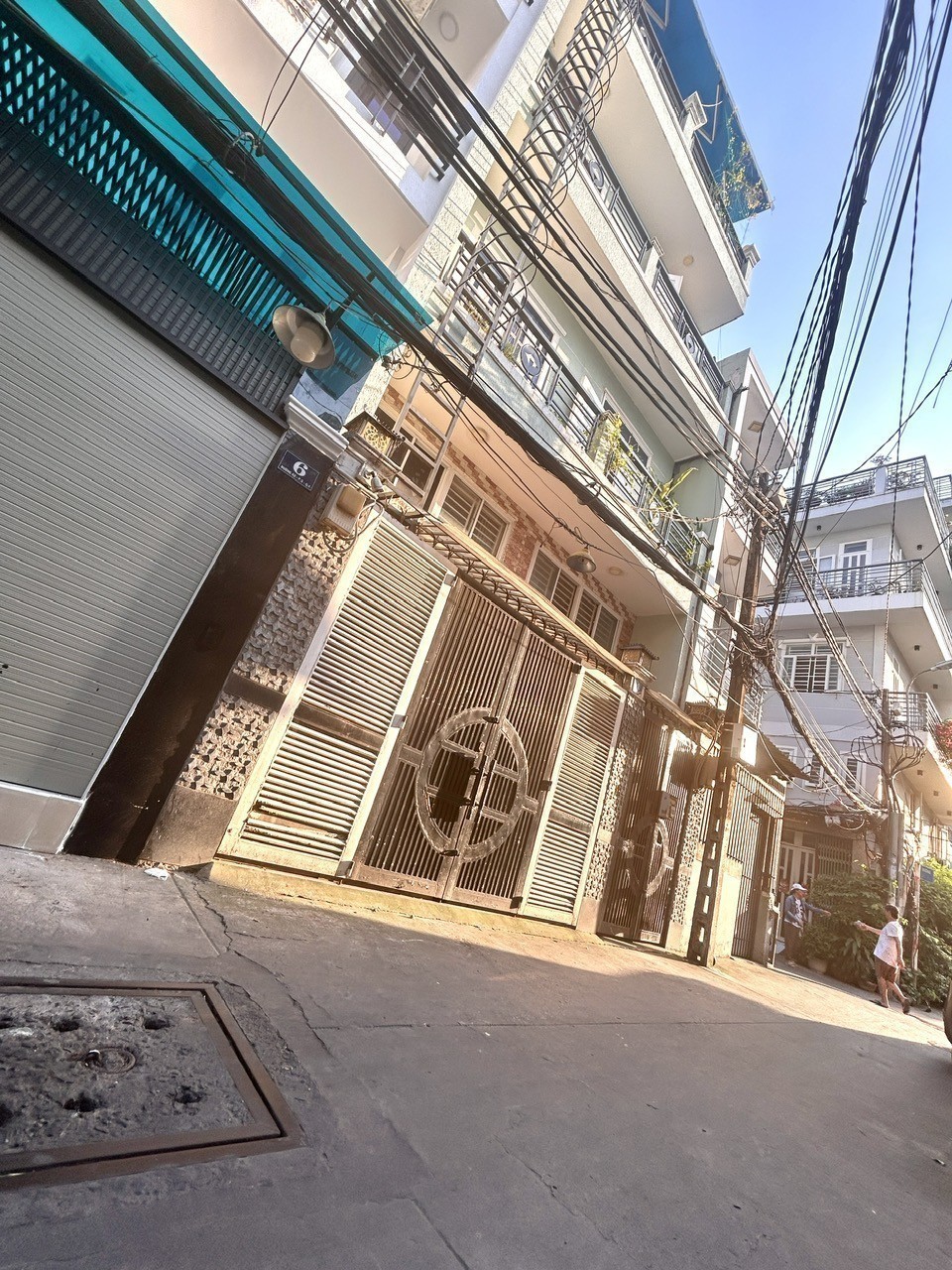 BÁN NHÀ LÔ GÓC 3 MT- XE HƠI ĐẬU  CỬA- THÔNG R ATAN VĨNH- KHÁNH HỘI - HOÀNG DIỆU. 5