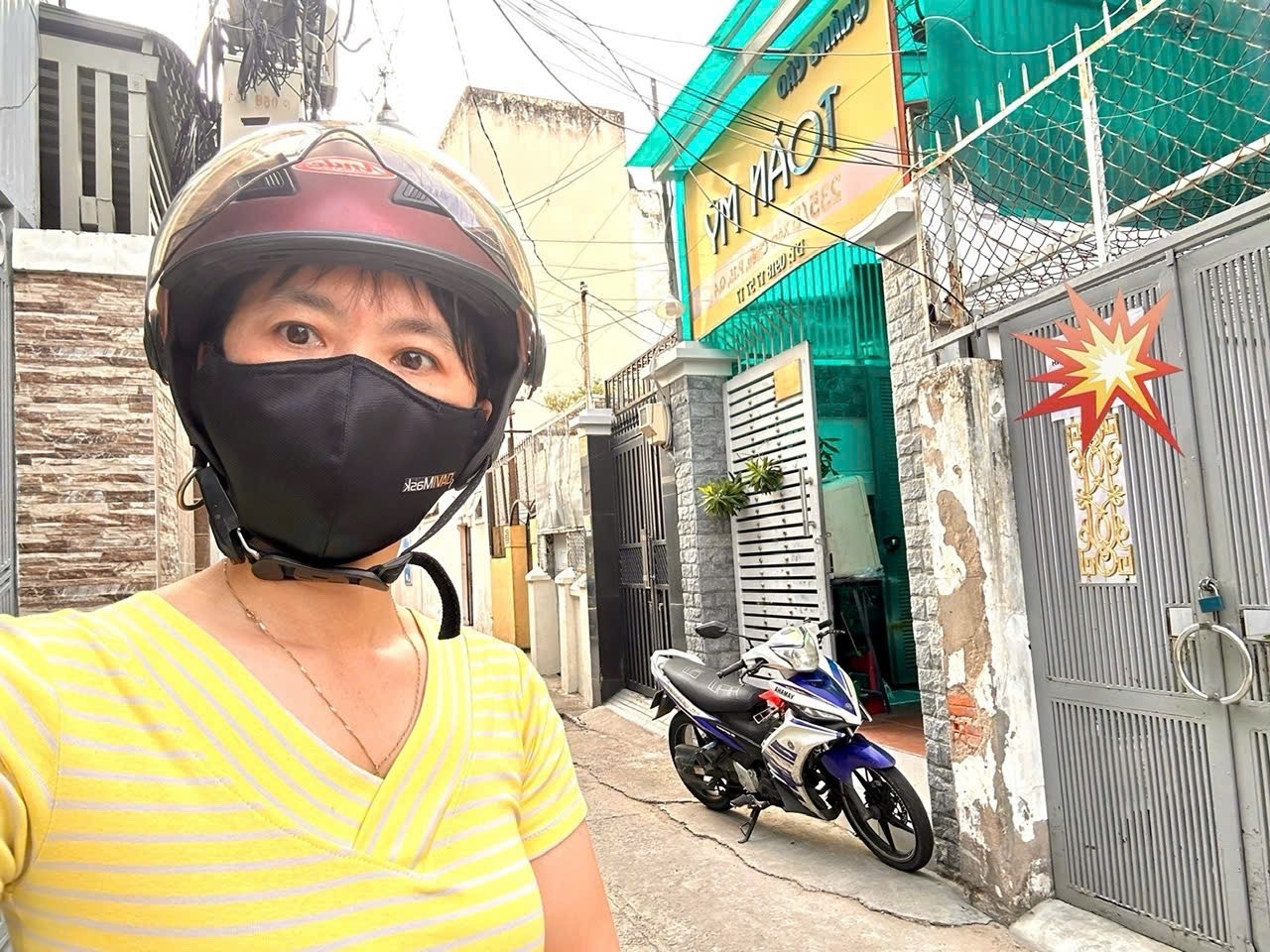 BAN NHÀ XE HƠI ĐẬU CỬA- Đ.XÓM CHIẾU- XE HƠI ĐẬU CỬA- LƯU THÔNG TÔN THẤT THUYÊT- NGUYỄN TẤT THÀNH.