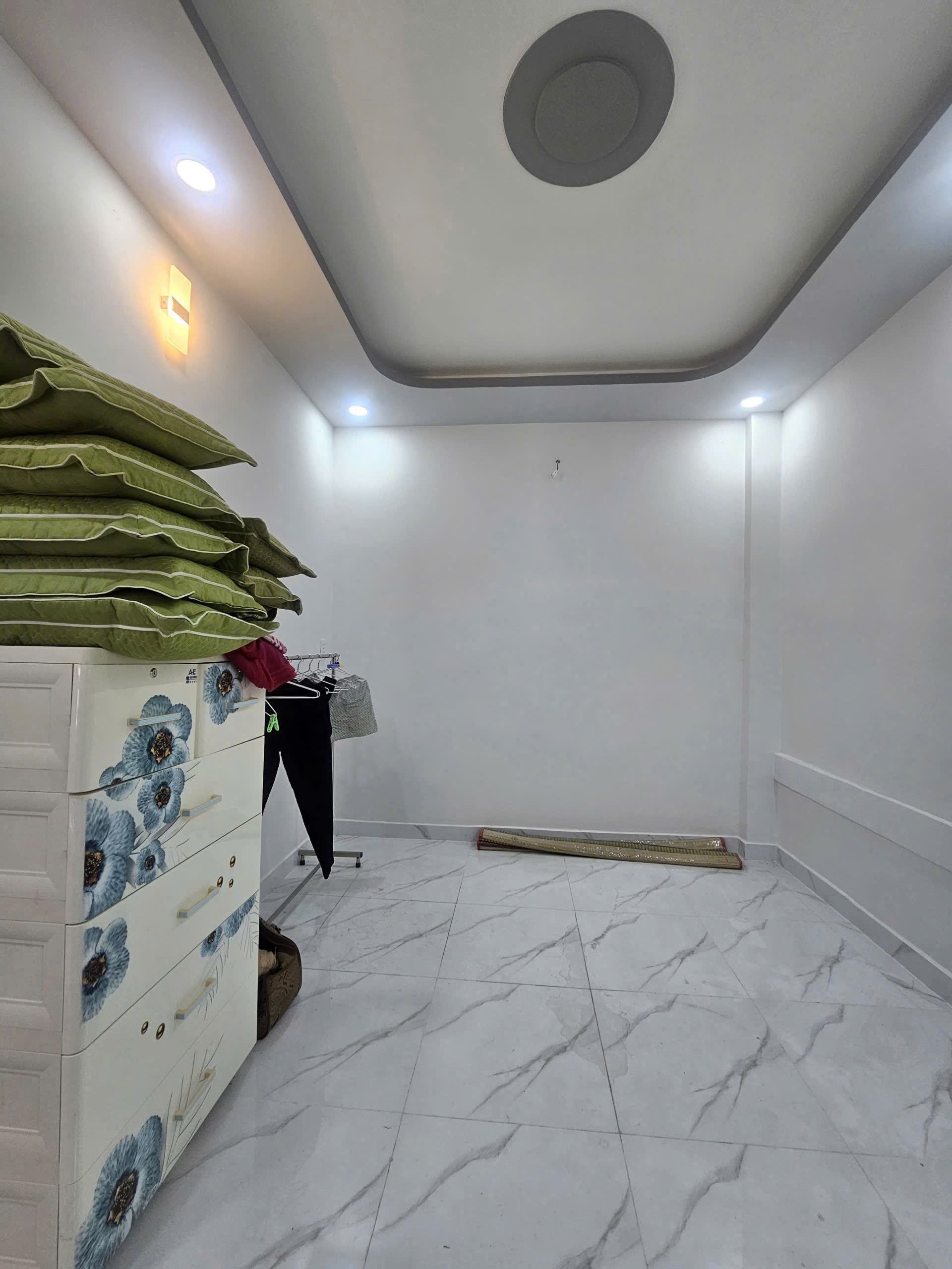 KẾ CHỢ TÂN HƯƠNG - HẺM 5M - 33m2 (4.1x8) - 2 TẦNG BTCT - GIÁ 4.2 TỶ 5