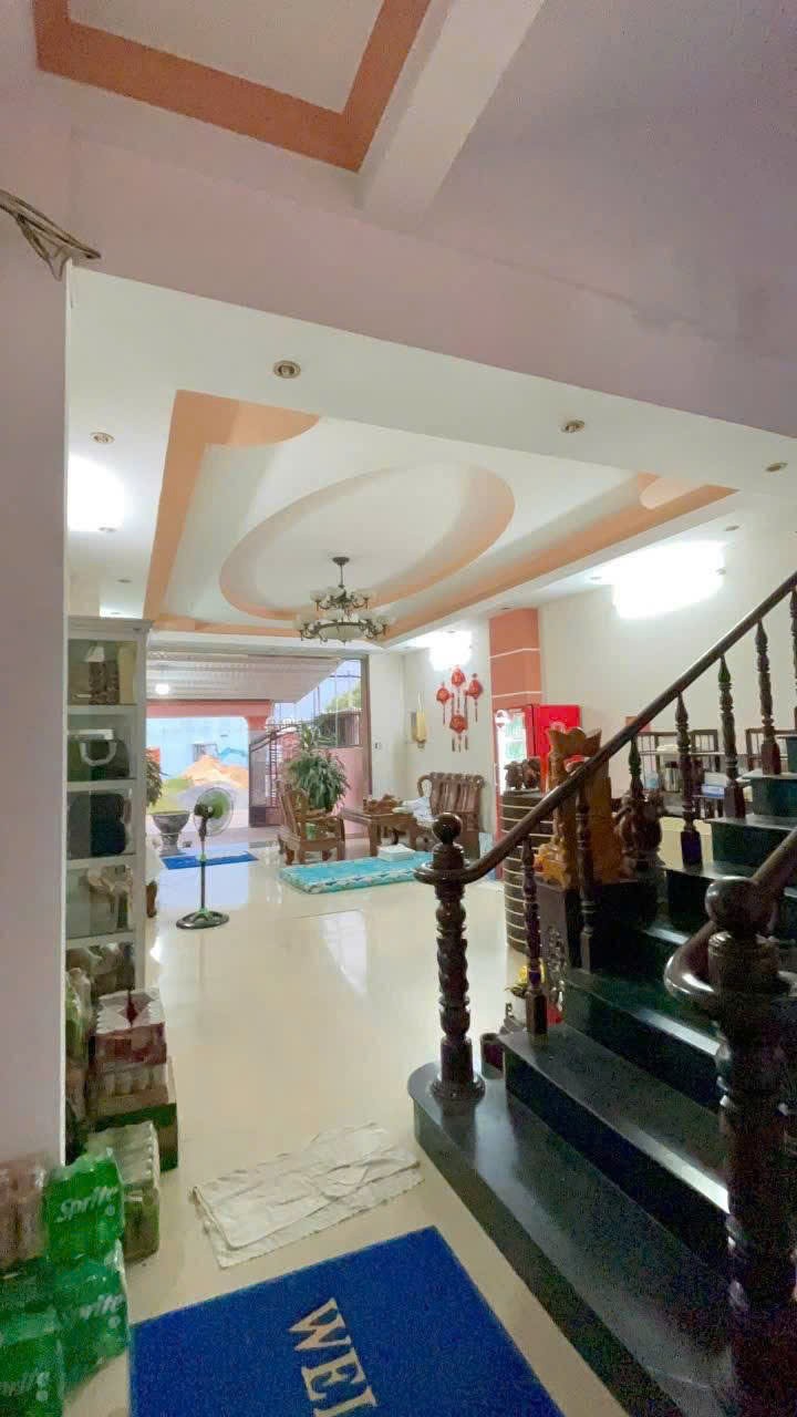 BÁN KHÁCH SẠN (5x30) SHR HÓC MÔN – DOANH THU ỔN ĐỊNH 4