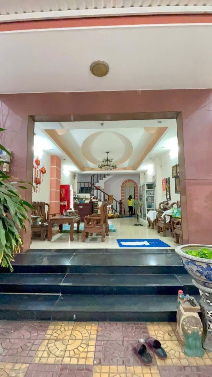 BÁN KHÁCH SẠN (5x31) MẶT TIỀN VÕ THỊ HỒI – XUÂN THỚI ĐÔNG, HÓC MÔN 5