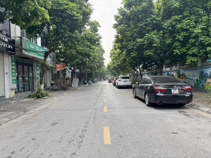 Cần bán 81,5m2 đất thổ cư đường 13m ngay chợ Phúc Lợi. Phù hợp ở kết hợp Văn Phòng/ Cty 5