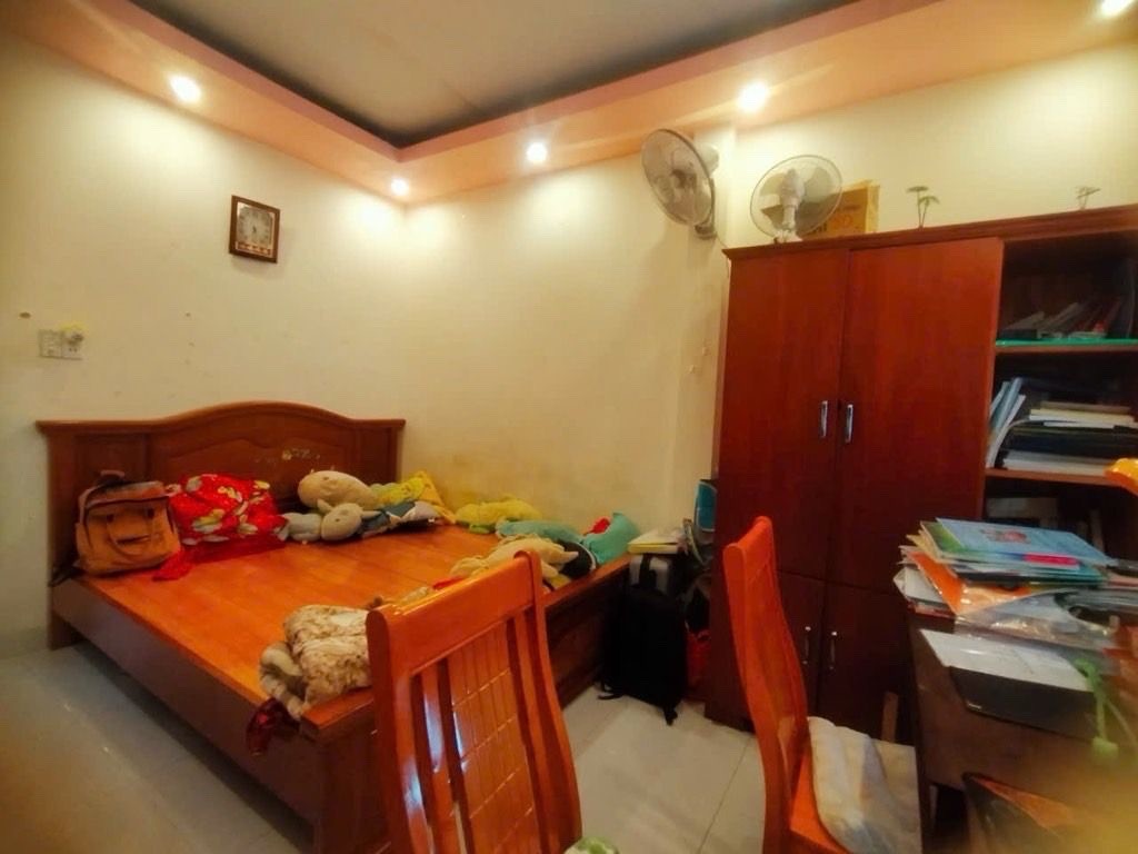 BÁN NHÀ ĐẸP 2 TẦNG BTCT KIÊN CỐ- NGANG NỞ HẬU- Đ. ĐOÀN VĂN BƠ- LƯU THÔNG TÔN ĐẢN- GẦN TRƯỜNG 4