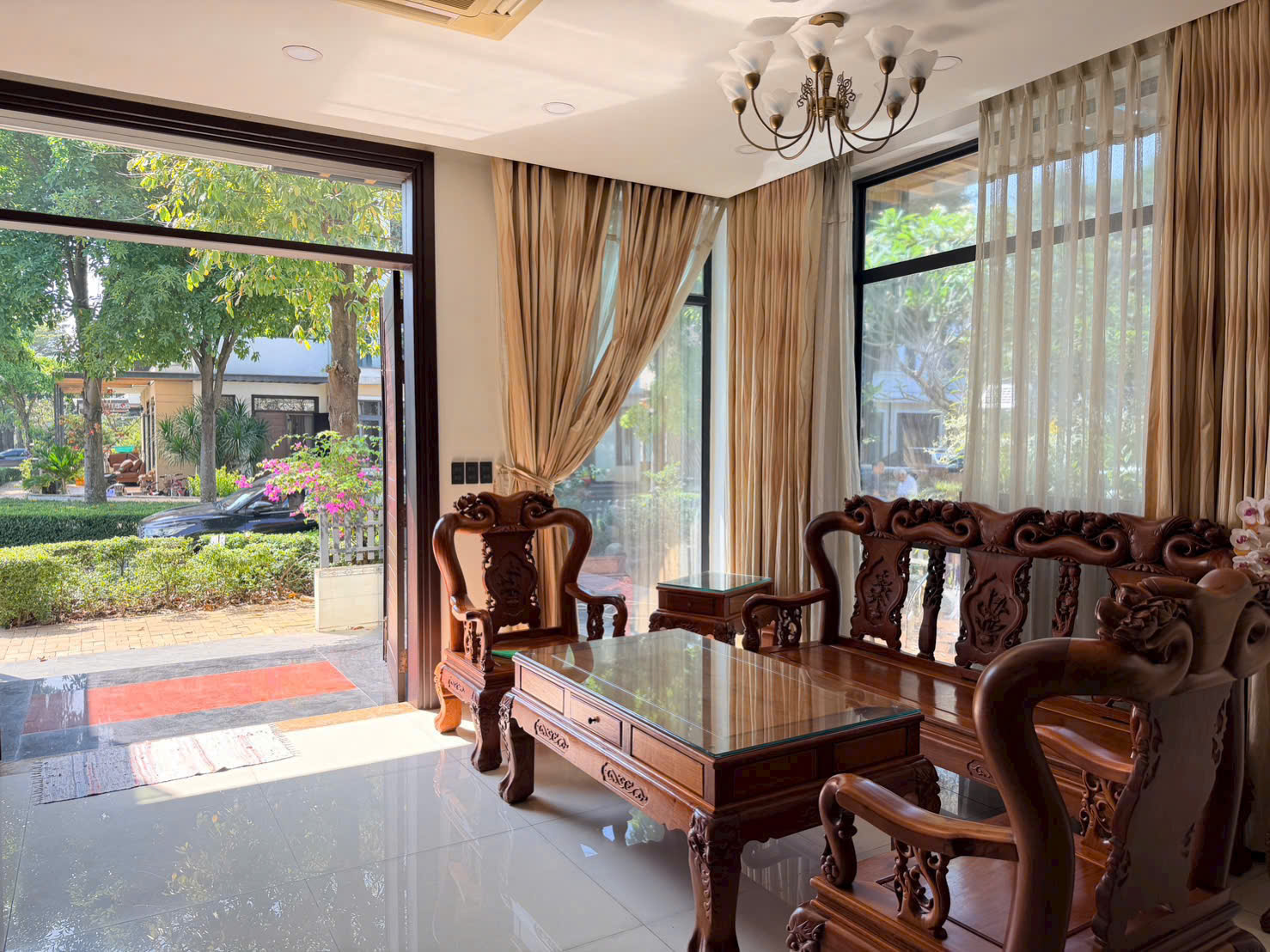 Cho thuê Biệt thự Quận 9, Hồ Chí Minh, Diện tích 203m², Giá 35 Triệu/tháng 9