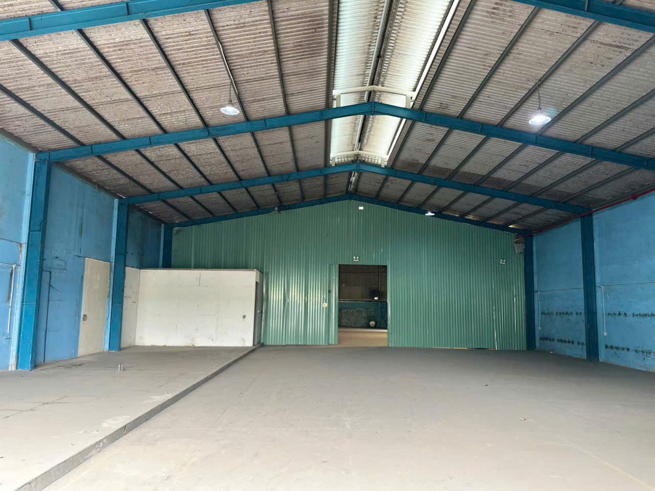 Cho thuê Kho - Nhà xưởng Phường Phú Hữu, Quận 9, Diện tích 1000m², Giá 50 Triệu/tháng