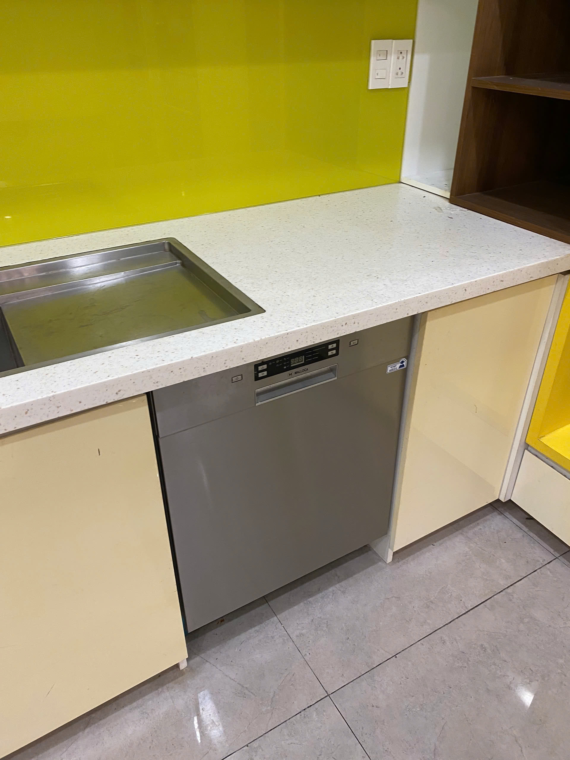 Cần bán Biệt thự Phường Phước Long A, Quận 9, Diện tích 160m², Giá 28 Tỷ 2