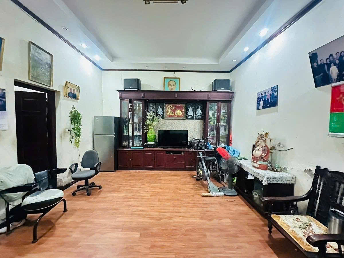 Cần bán Nhà mặt tiền đường Nguyễn Trãi, Phường Hạ Đình, Diện tích 70m², Giá 8.5 Tỷ 3