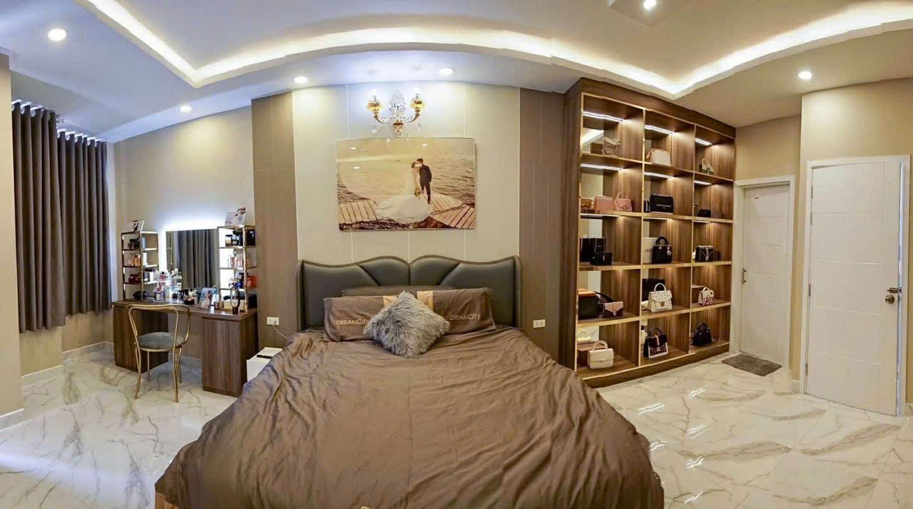 BÁN NHÀ Cách mặt tiền Tôn Đản 50m – Nhà mới đẹp 5 sàn, tốt nhất tầm giá nhỉnh 7 tỷ 4