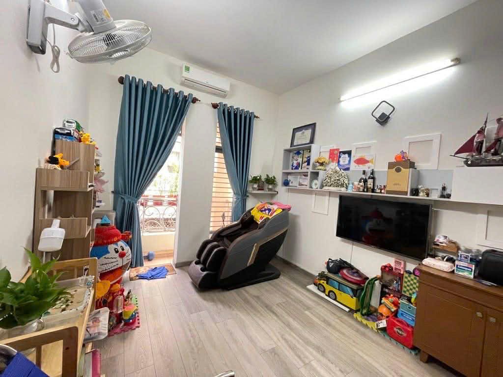 Bán nhà huỳnh Tấn Phát Xe Kia Morning đỗ trước nhà – khu cao ráo, an ninh 4