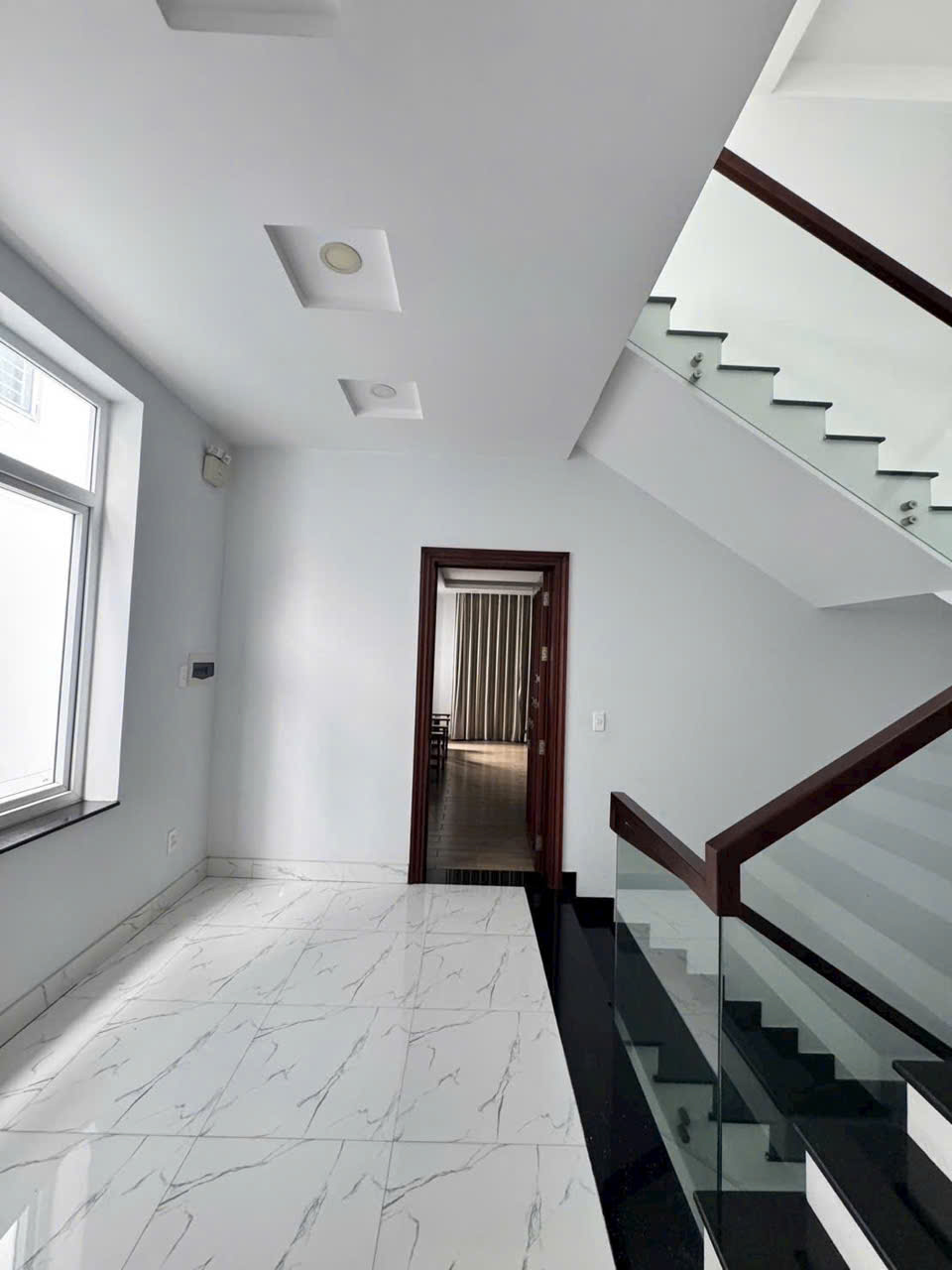 Cho thuê Nhà mặt tiền Phường Phước Long B, Quận 9, Diện tích 154m², Giá 030 Triệu/tháng 6