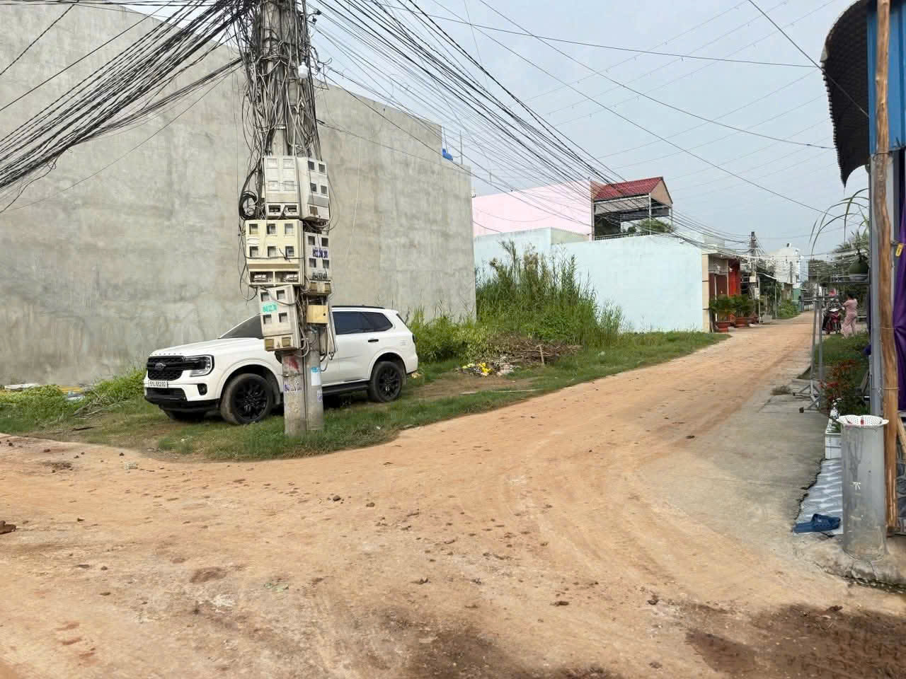 Bán đất thổ góc 2 mặt tiền đường beton xe tải , xã Tân Bửu dt 200m2 giá 3,7 tỷ 4