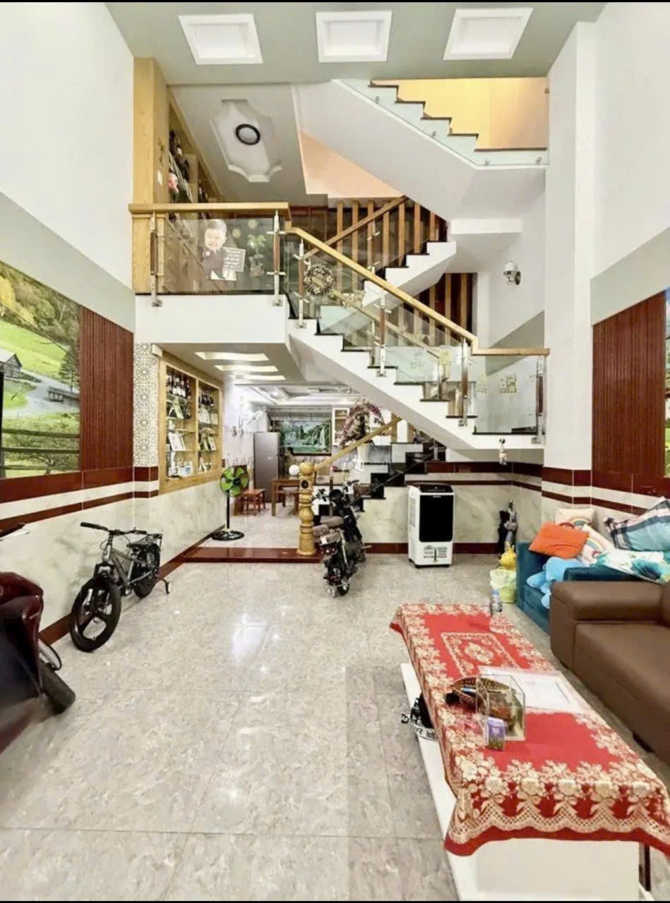 NHÀ PHỐ VIP TRẦN THỊ HÈ (HT42) QUẬN 12 – GARA Ô TÔ – GIÁ RẺ 6,5 TỶ 2