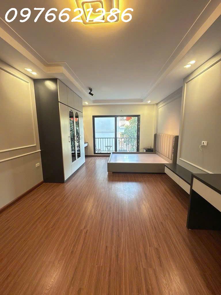 Bán nhà FULL nội thất Nguyễn Văn Cừ – 45m² – trung tâm Ngọc Lâm – giá 9,x tỷ 4