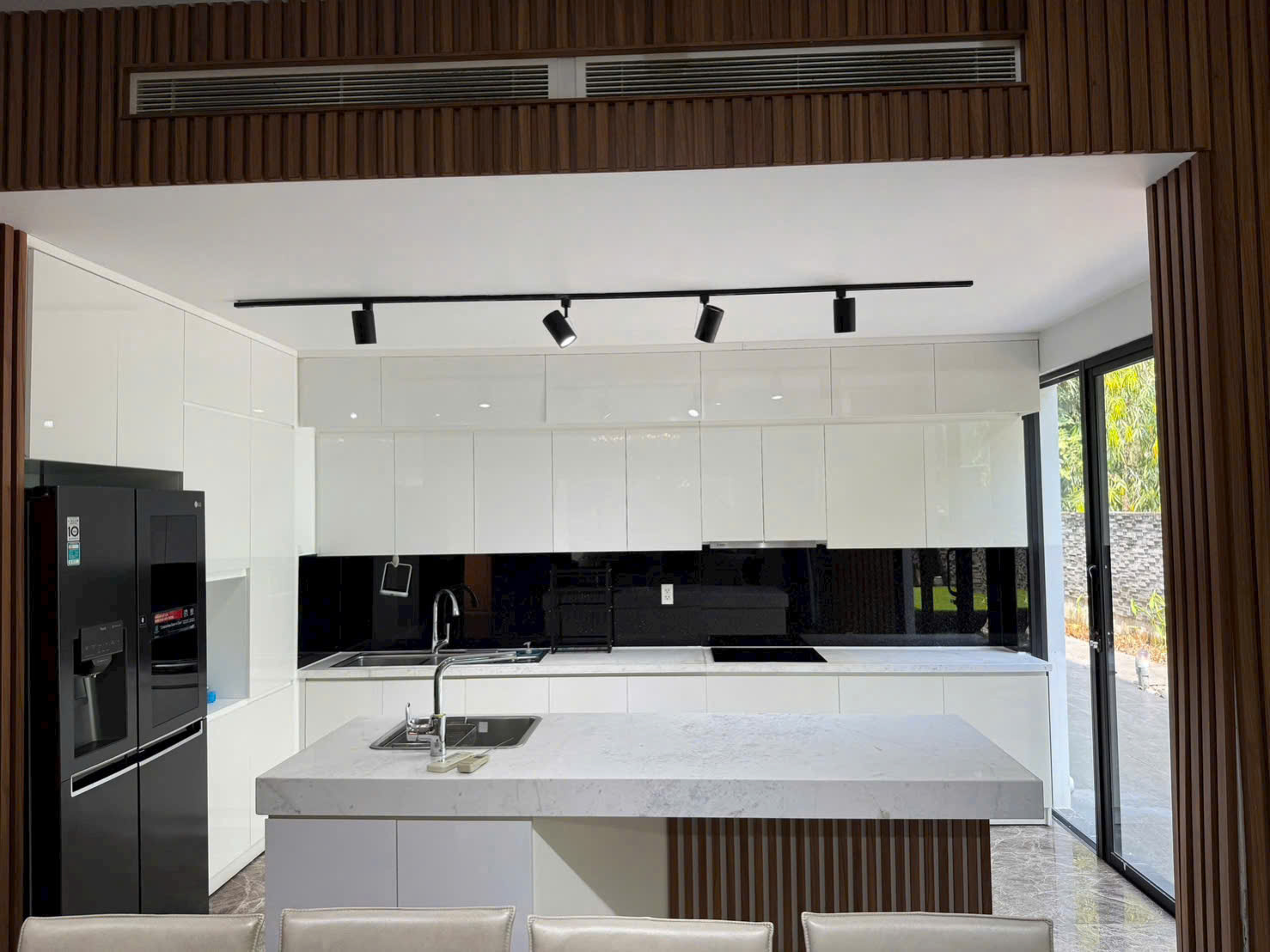 Cần bán Biệt thự Quận 9, Hồ Chí Minh, Diện tích 530m², Giá 63 Tỷ 8