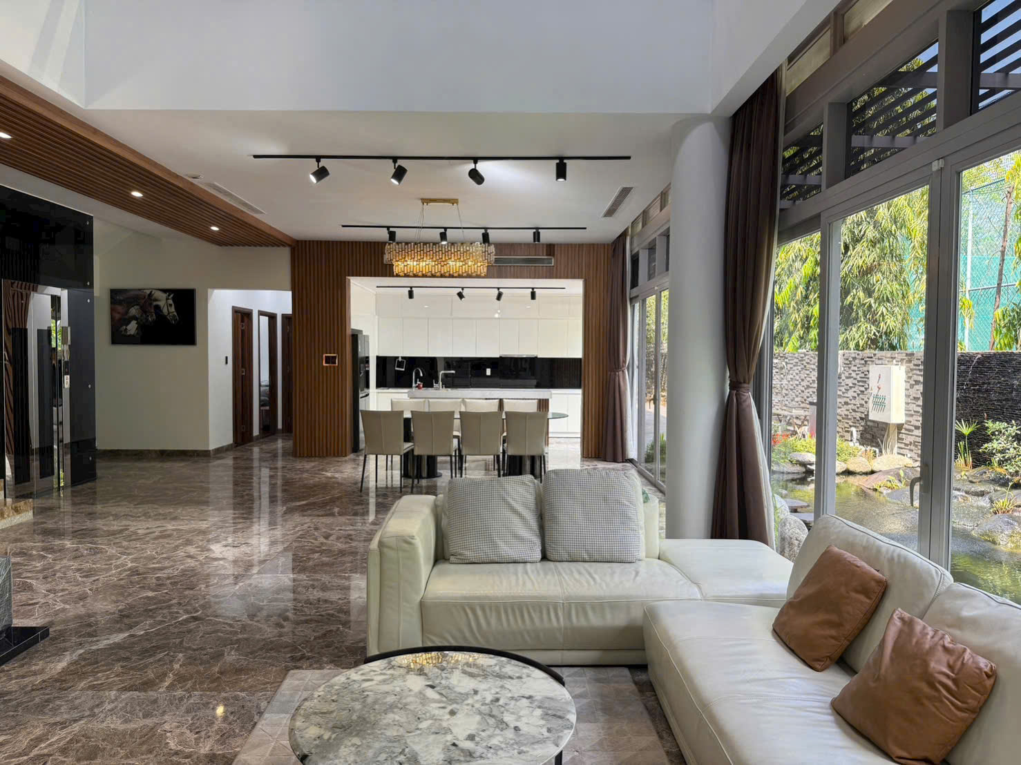 Cần bán Biệt thự Quận 9, Hồ Chí Minh, Diện tích 530m², Giá 63 Tỷ 9