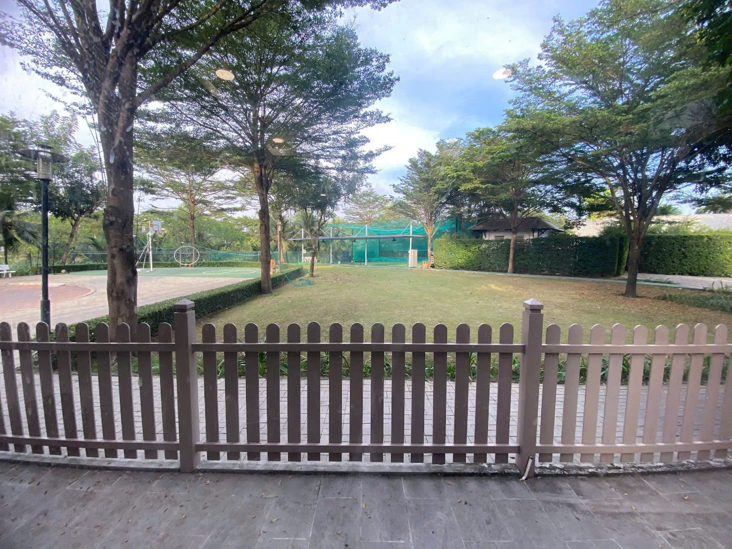 Cho thuê Biệt thự Quận 9, Hồ Chí Minh, Diện tích 193m², Giá 30 Triệu/tháng