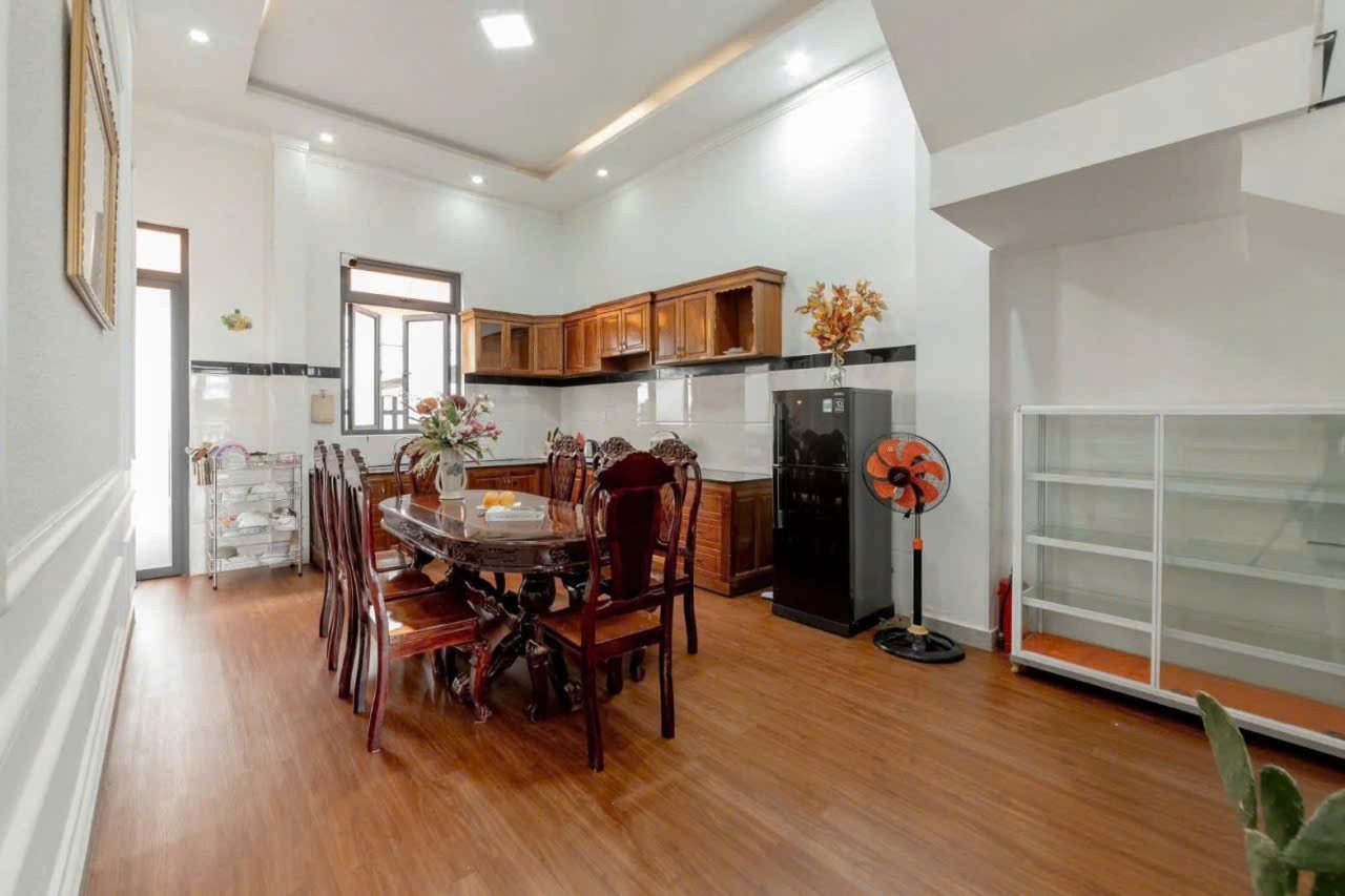 CHO THUÊ VILLA ĐẸP LỮ GIA PHƯỜNG 9 ĐÀ LẠT GIÁ 15TR 4