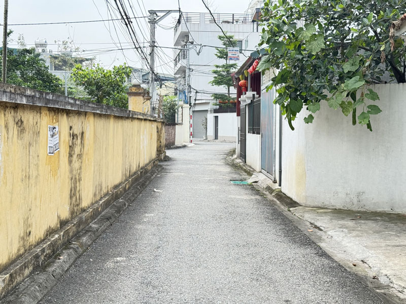 Cần bán lô giả góc 62,9m2 đất xóm 4 Đông Dư, Bát Tràng. Đường ô tô 7 chỗ vào đất 4