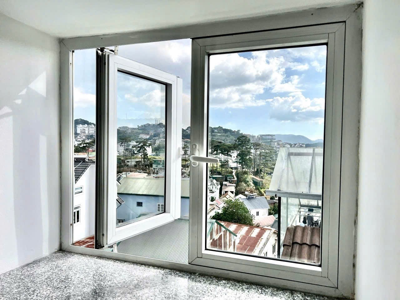 Cho thuê mặt bằng Hùng Vương phường lâm viên đà Lạt giá 22 tr tháng 3