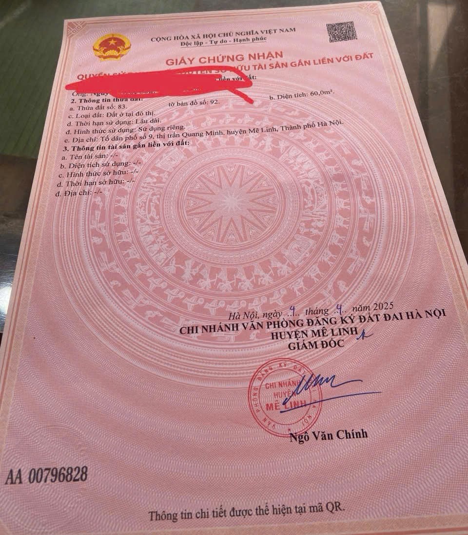 Bán gấp lô góc 60m tại tổ 9, Quang Minh, Gần khu công nghiệp - oto đỗ cửa - giá 3 tỷ