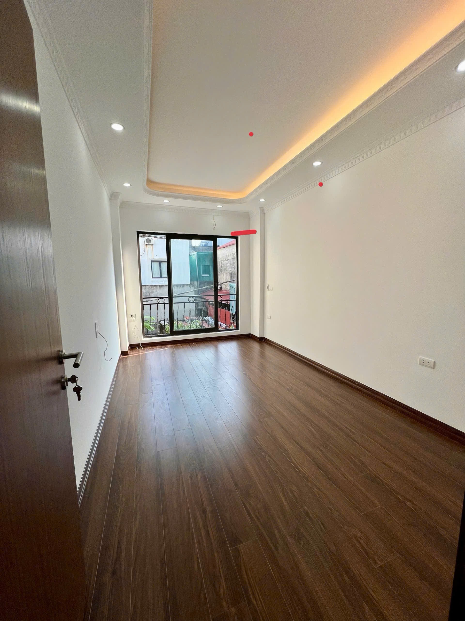 BÁN NHÀ PHÚC LỢI LONG BIÊN DT 42M2 GẦN Ô TÔ TRƯỜNG HỌC CÁC CẤP LÊ QUÝ ĐÔN TIỆN ÍCH