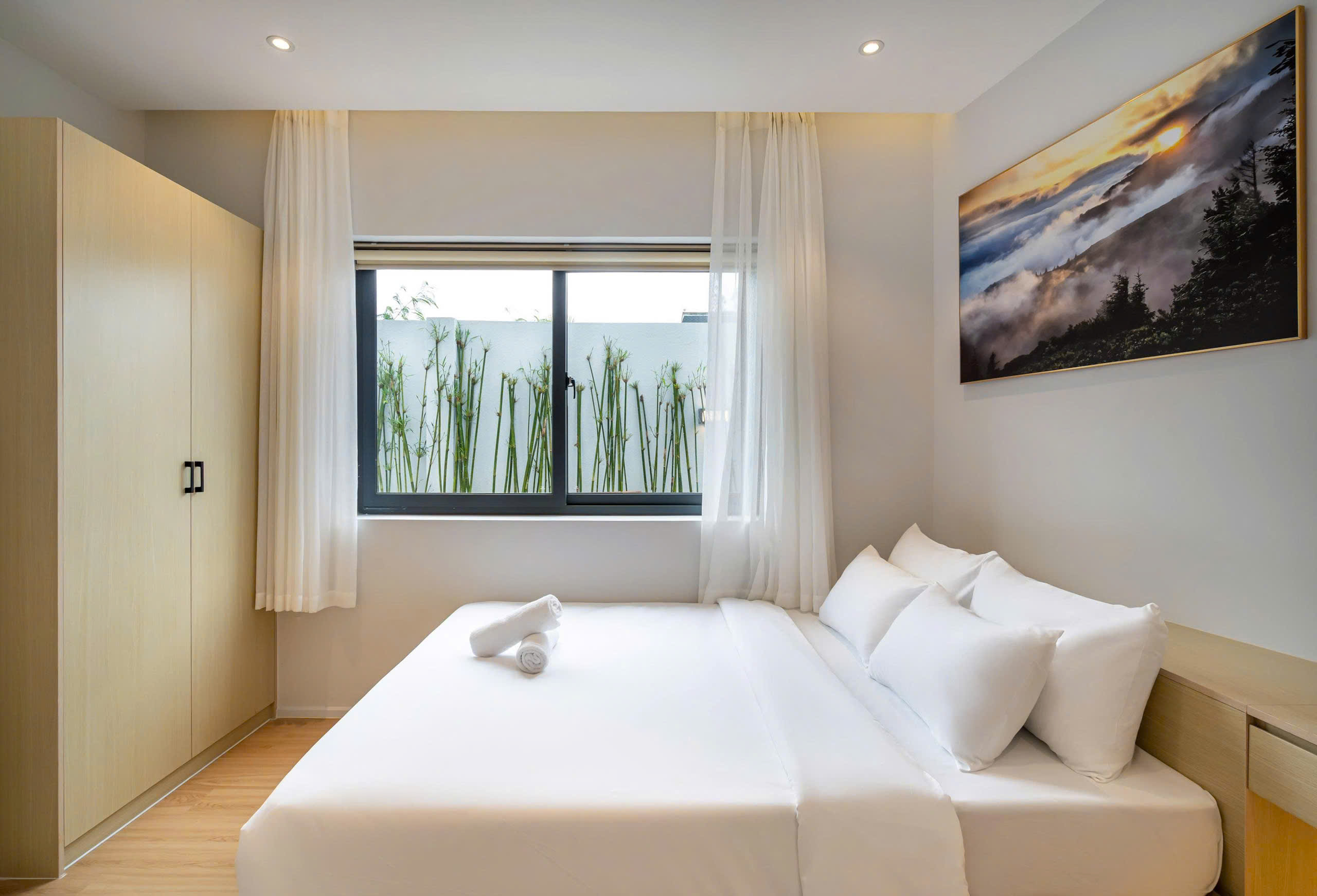 Cho thuê Biệt thự Quận 2, Hồ Chí Minh, Diện tích 200m², Giá Thương lượng 11