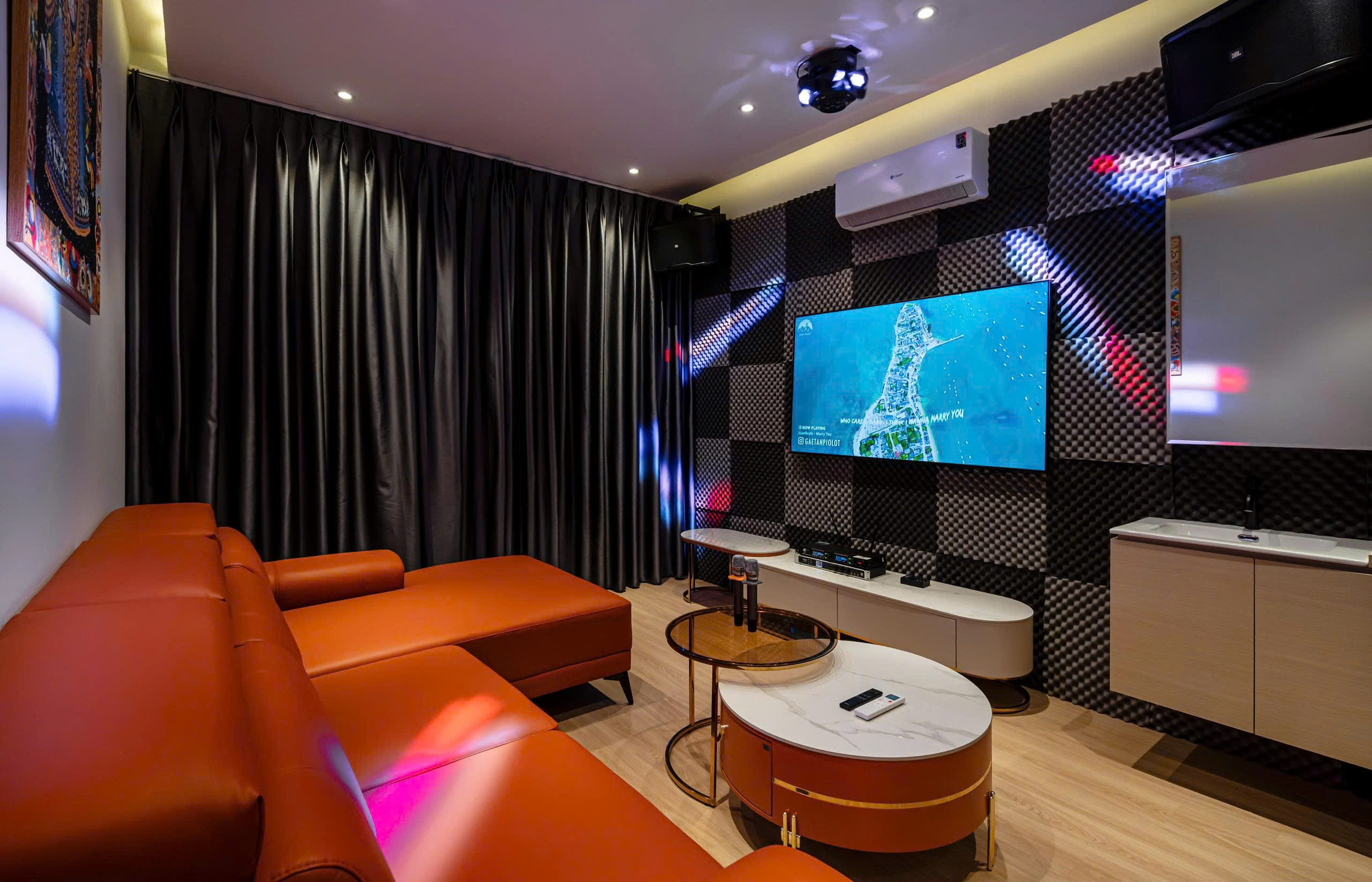 Cho thuê Biệt thự Quận 2, Hồ Chí Minh, Diện tích 200m², Giá Thương lượng 25