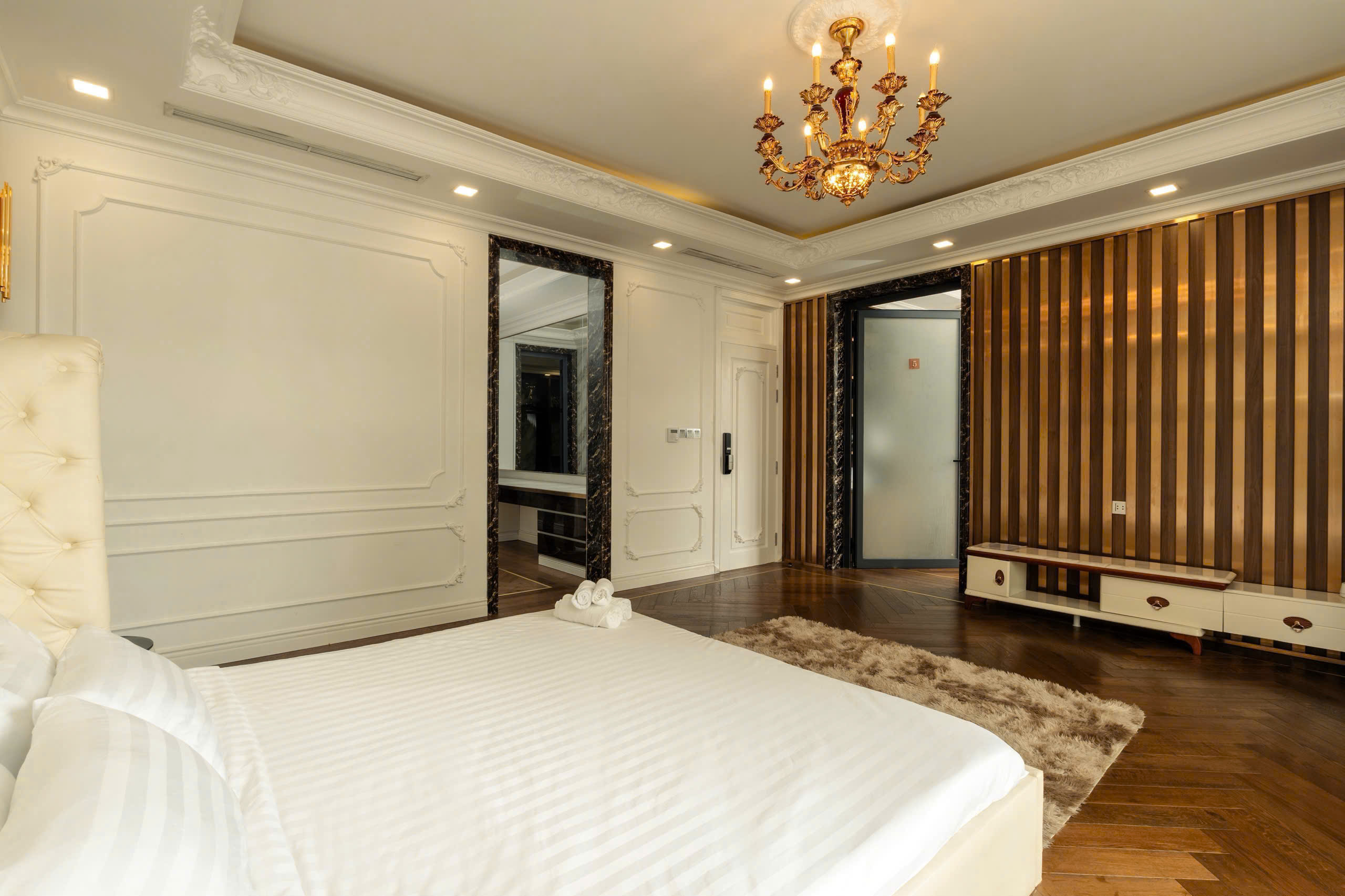 Cho thuê Biệt thự Phường Thạnh Mỹ Lợi, Quận 2, Diện tích 1400m², Giá Thương lượng 7