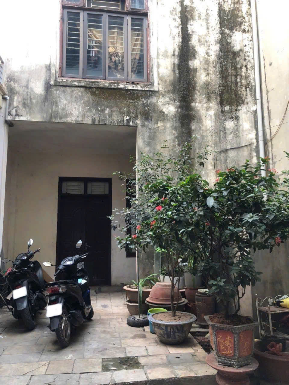 CÁCH 1 NHÀ RA MẶT PHỐ BỒ ĐỀ LONG BIÊN-55M 2T-GIÁ ĐẦU TƯ-XÂY CCMN-TIỆN ÍCH BẠT NGÀN